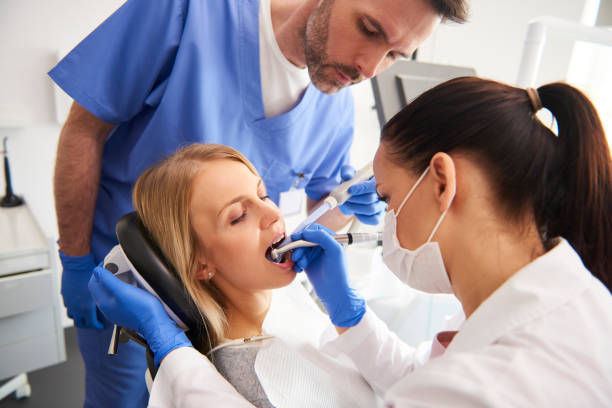 Best Root Canal Treatment  in Falcon Heights, MN